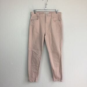 CALVIN KLEIN JEANS Blush Skinny Jeans Size 31